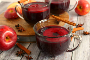 Spiced-Mulled-Wine-DelightfulEMade.com-hz1