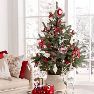 Tabletop-Christmas-Tree-05